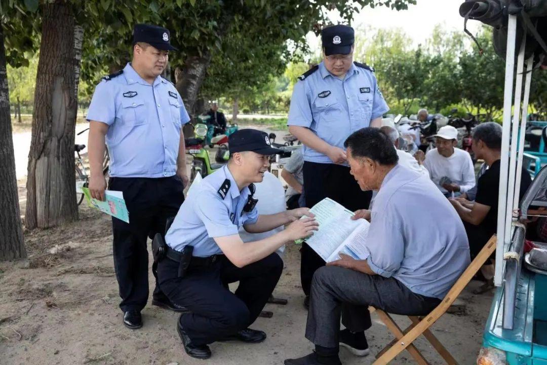 五色天最新引领时尚潮流新篇章