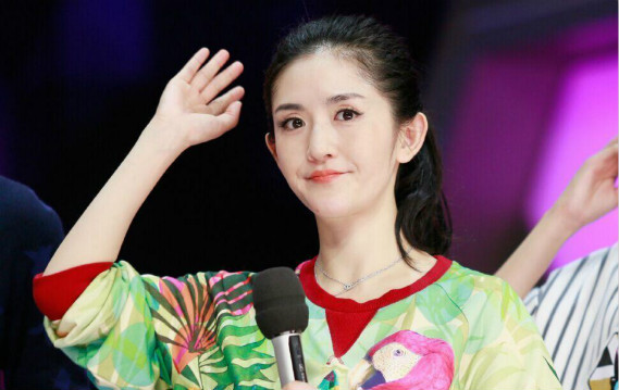 谢娜引领科技潮流，全新智能生活体验震撼来袭的2025年展望！